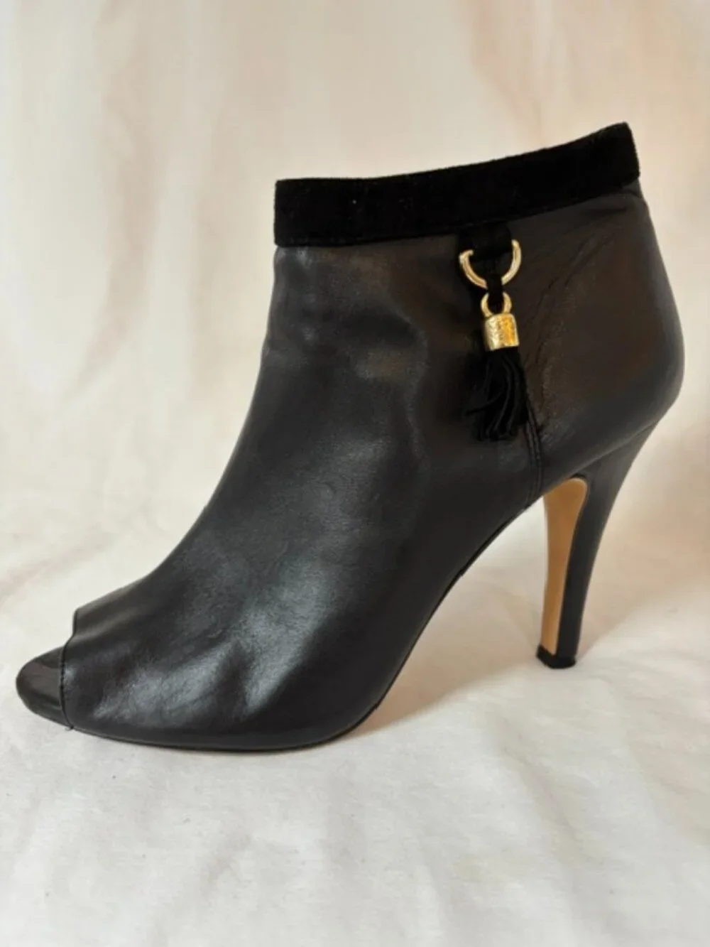 Vince Camuto Kevia Black Leather/Suede Open Toe Stiletto Bootie Women's Size 10M